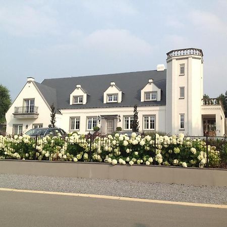 B&B Villa Reynaert Opoeteren Dış mekan fotoğraf