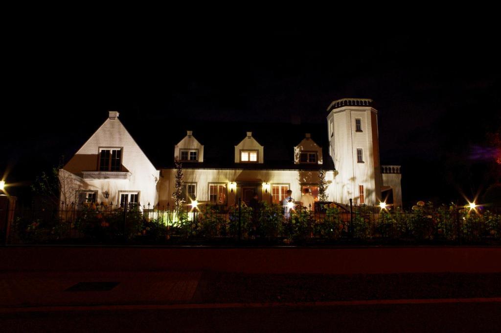 B&B Villa Reynaert Opoeteren Dış mekan fotoğraf
